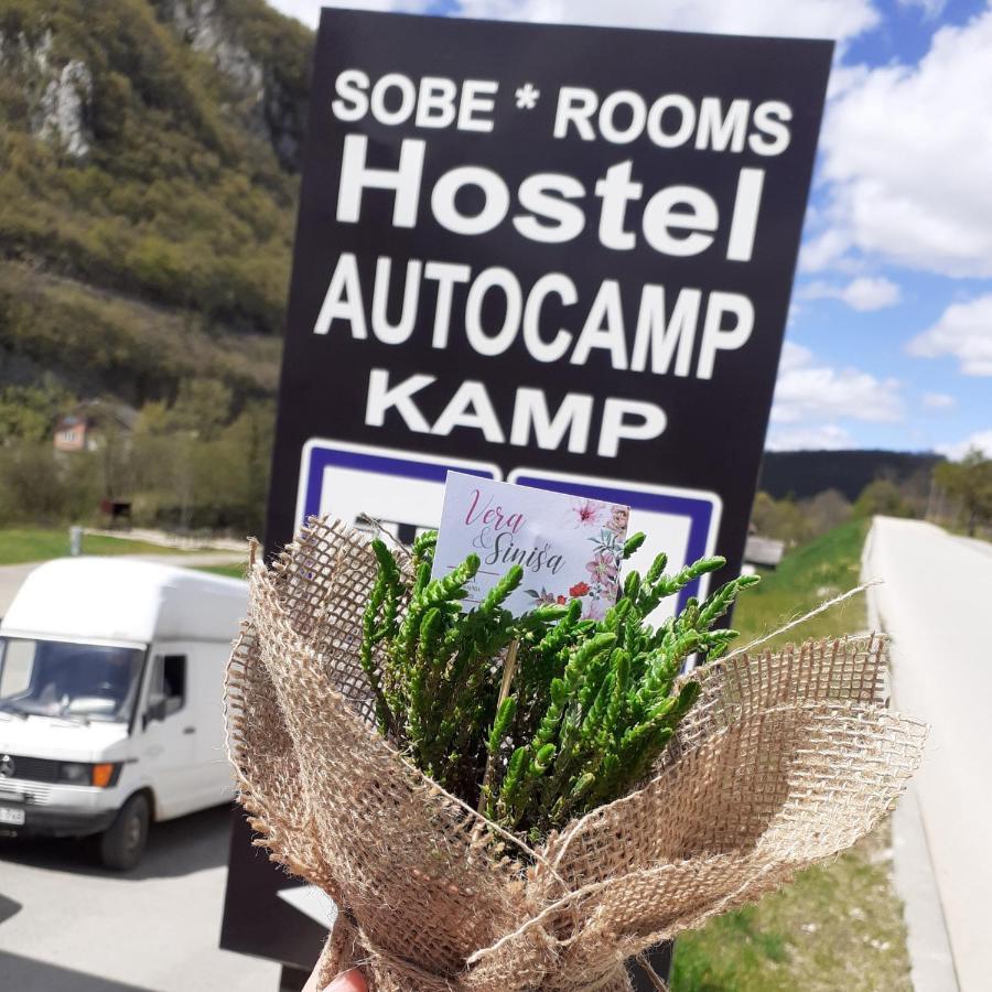 Sobe Sa Kupatilom Jajce Exterior foto